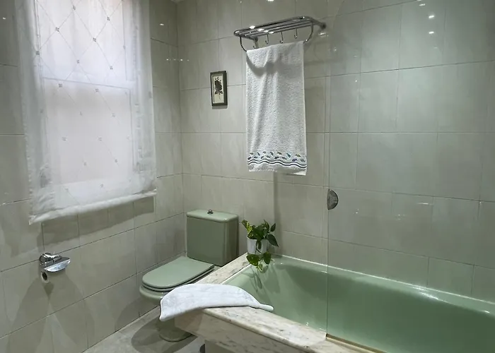 A Tenencia アパート